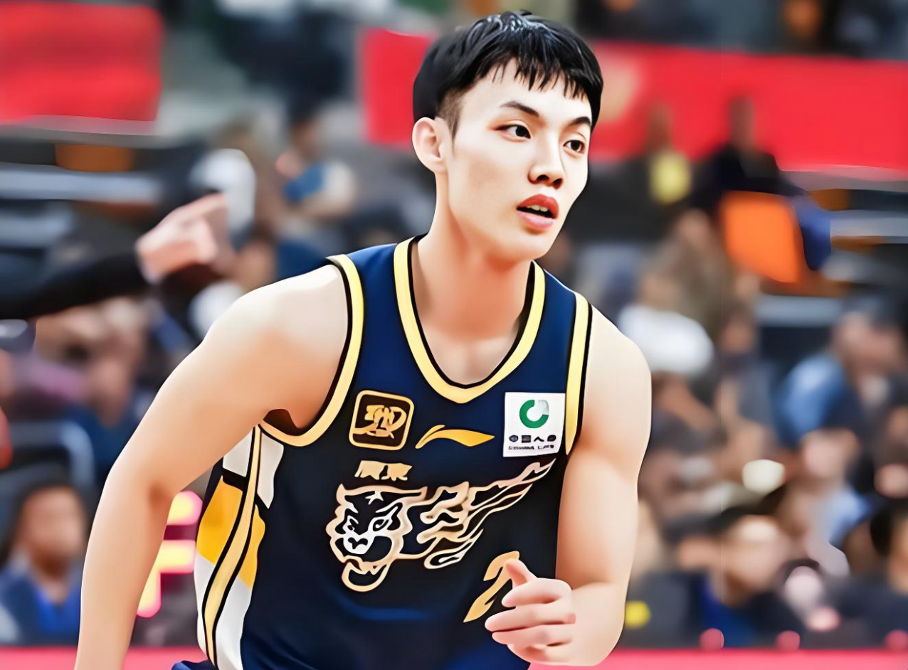 开云-广东队迎来好消息！徐杰恢复良好，目前已结束休假，投入训练之中